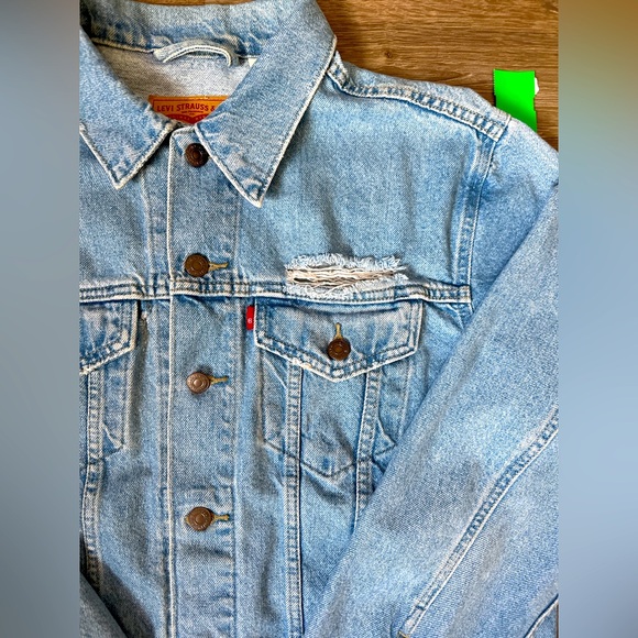 Vintage Levi’s Denim Trucker Jacket XL – Thrashed & Distressed - Picture 6 of 8